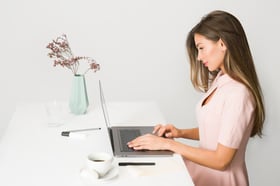 attractive-beautiful-browsing-1586973